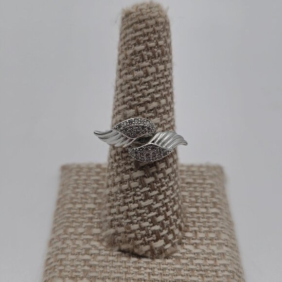 Size 7.75 Sterling Silver Cubic Zirconia Gem Wings Ring A3829 - Picture 1 of 9